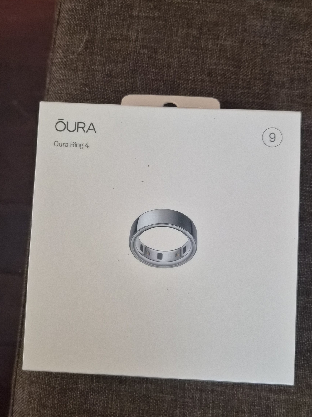 Oura Ring 4 Size 9 Silver - Smart Wellness Ring